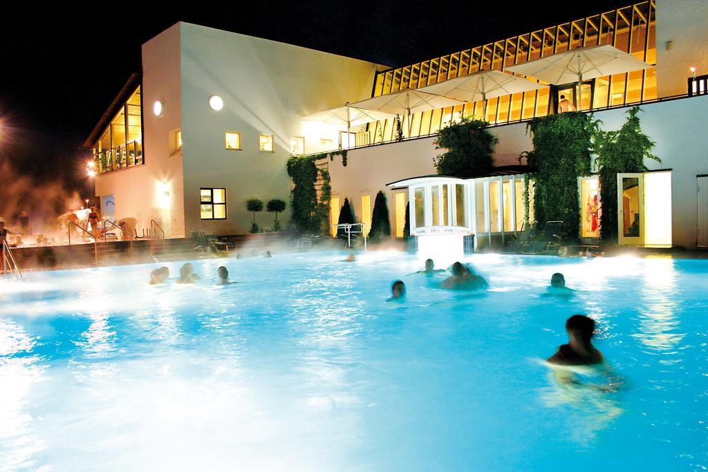 Hotel Chrysantihof Bad Birnbach Exteriör bild