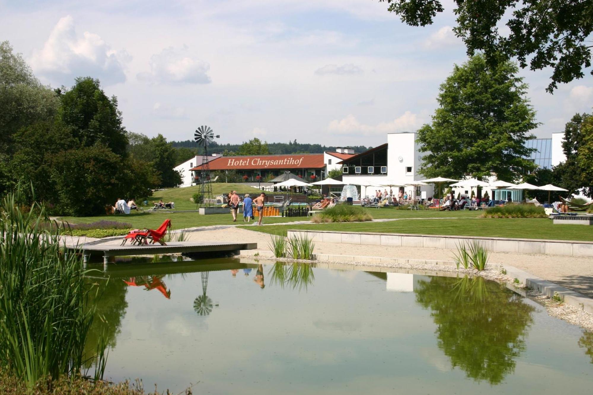 Hotel Chrysantihof Bad Birnbach Exteriör bild